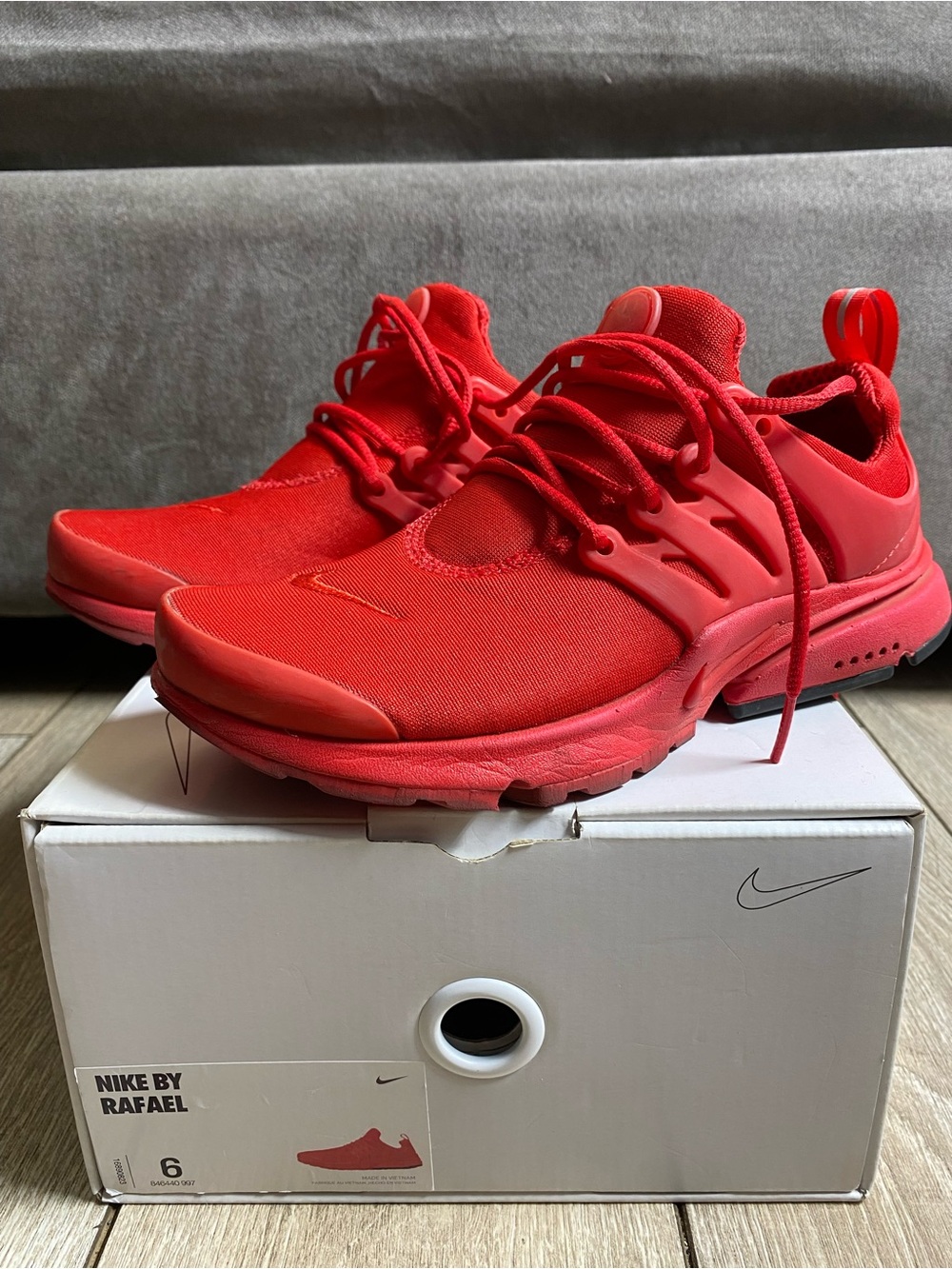 Nike Air Presto By You Custom "Triple Red" Size 6 Women’s / Youth 4.5Y Workout